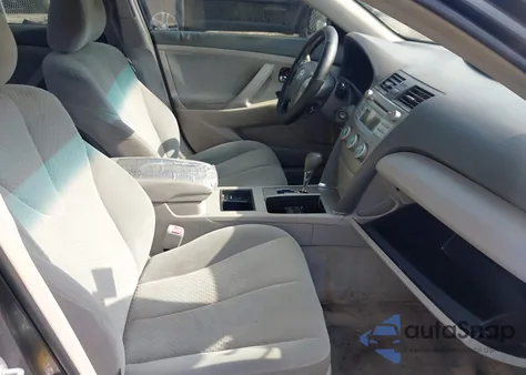 2008 Toyota Camry Le/Se/Xle z USA, uszkodzony, nr VIN 4T1BE46KX8U217047